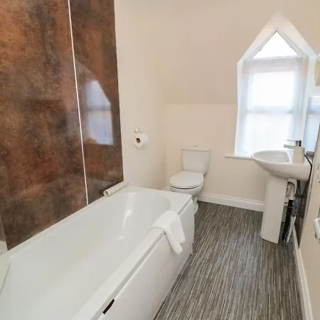 شقة Carisbrooke House, 6 سكرابورو